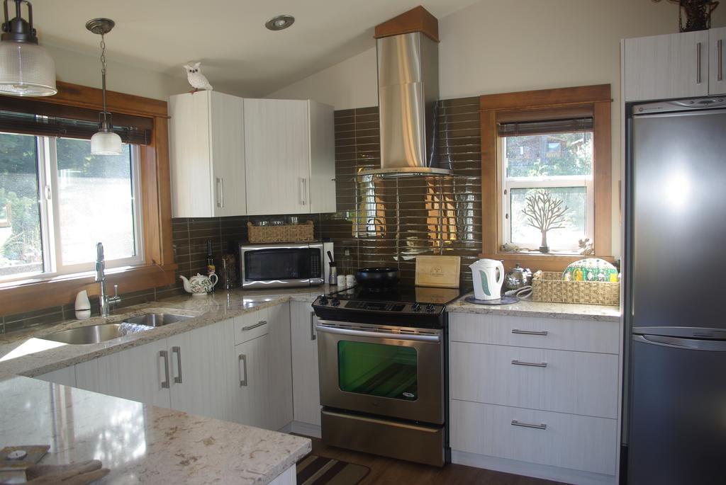 Wild Coast Chalets Port Renfrew Pokoj fotografie